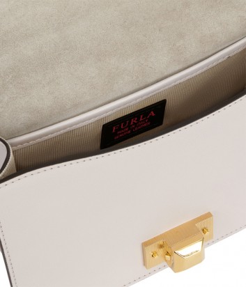 Кожаная сумочка на цепочке Furla Mimi Mini 1025253 кремовая с заклепками