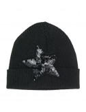Черная шапка P.A.R.O.S.H. Loulux 010510 с декором
