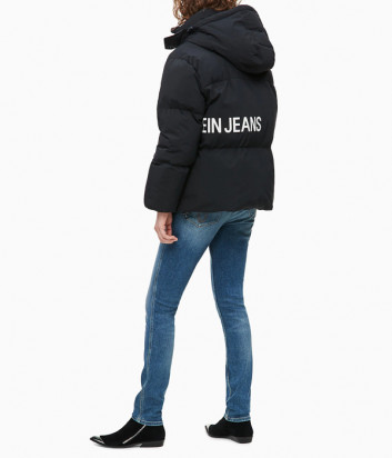 Женский пуховик оверсайз Calvin Klein Jeans J212095 черный