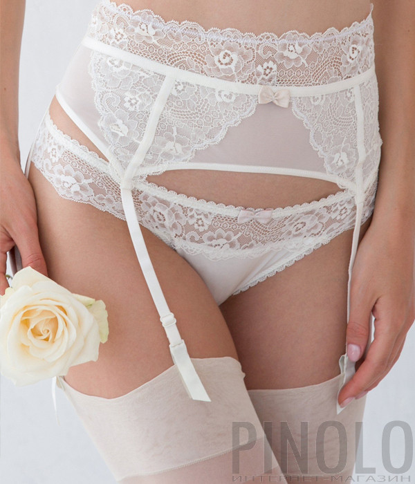 Трусики-стринги Rose&Petal Romance 40001 цвета айвори