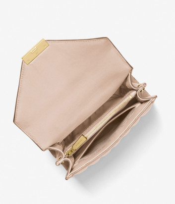 Маленькая сумка на цепочке Michael Kors Whitney в стеганной коже цвета пудры