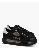 Кожаные кеды KARL LAGERFELD KL62637 черные с декором
