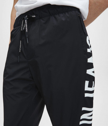 Спортивные штаны CALVIN KLEIN Jeans J30J316501 черные с надписями