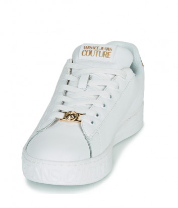 Кожаные кеды VERSACE Jeans Couture E0VWASK6 белые с золотыми эмблемами