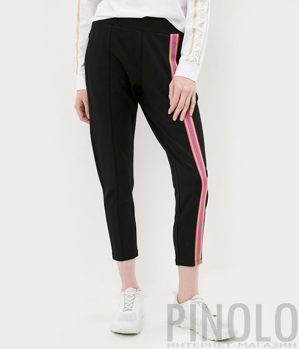 Черные брюки EA7 EMPORIO ARMANI 3KTP71 TJU6Z с розовой брендированной тесьмой