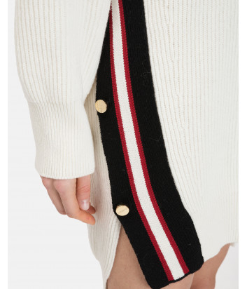 Трикотажное платье ICEBERG AH017077 с контрастными боковыми полосами молочное