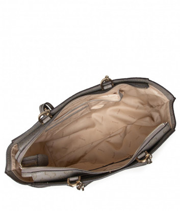 Вместительная сумка GUESS Bea HWVS8132230 в экокоже с тиснением серо-бежевая