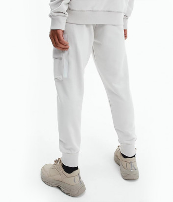 Мужской спортивный костюм CALVIN KLEIN Jeans J30J319697/J30J319777 светло-серый Мужской спортивный костюм CALVIN KLEIN Jeans J30J319697/J30J319777 светло-серый