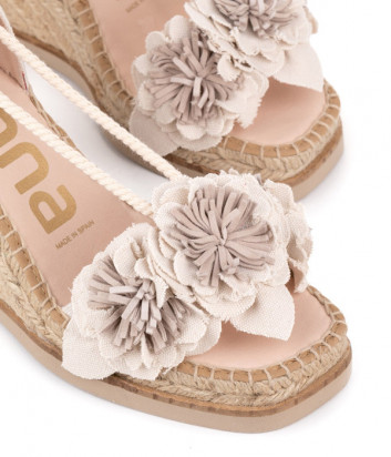 Босоножки на платформе KANNA 22142 с цветами кремовые