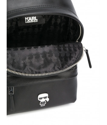 Кожаный рюкзак KARL LAGERFELD Ikonik 205W3090 с металлическим значком черный