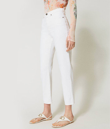Белые джинсы TWINSET 231TP2570 с цветочной вышивкой на кармане