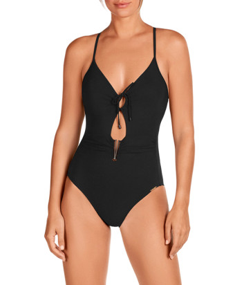 Сплошной купальник DOLORES CORTES 2631 с легкой коррекцией силуэта черный