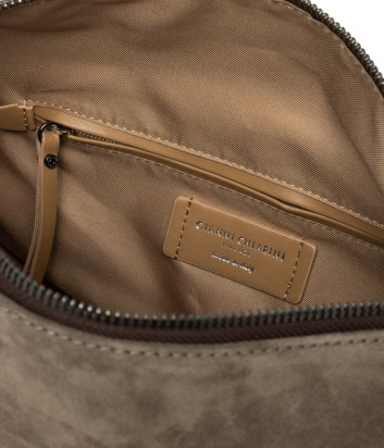 Замшевая сумка GIANNI CHIARINI SHANIA 11510 с карманами серо-коричневая