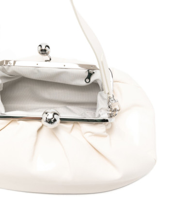 Мягкая кожаная сумка WEEKEND Max Mara CUBICO Pasticcino Bag Medium белая