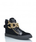 Черные замшевые ботинки Giuseppe Zanotti декорированные золотыми цепями