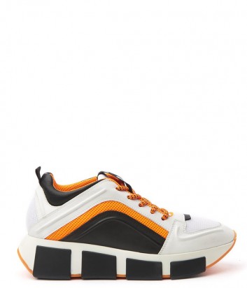 Черно-белые кожаные кроссовки Vic Matie с оранжевой вставкой