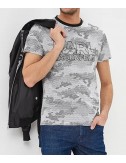 Футболка Karl Lagerfeld 755058 с камуфляжным принтом
